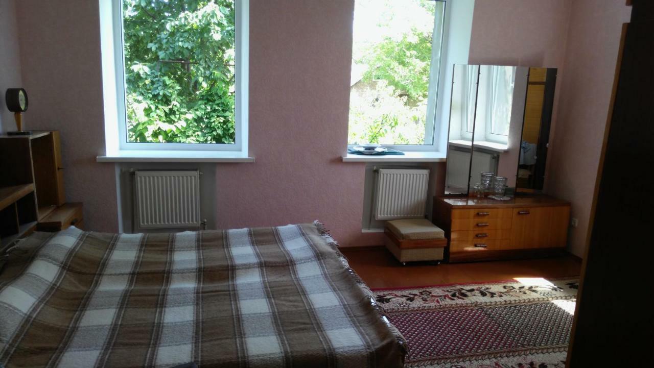 Separate Room Homestay In A Private House, Facilities Shared With Owner Berdychiv Esterno foto