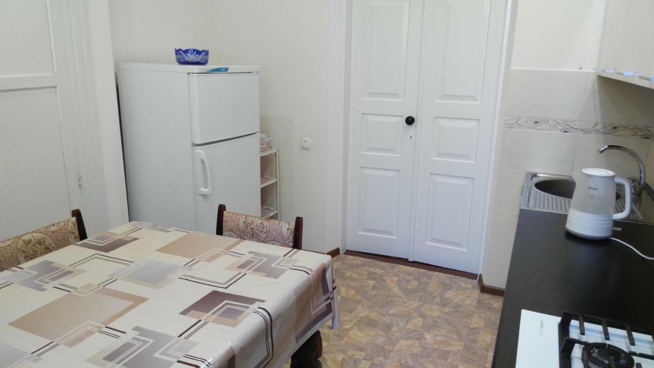 Separate Room Homestay In A Private House, Facilities Shared With Owner Berdychiv Esterno foto