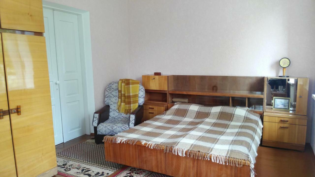 Separate Room Homestay In A Private House, Facilities Shared With Owner Berdychiv Esterno foto